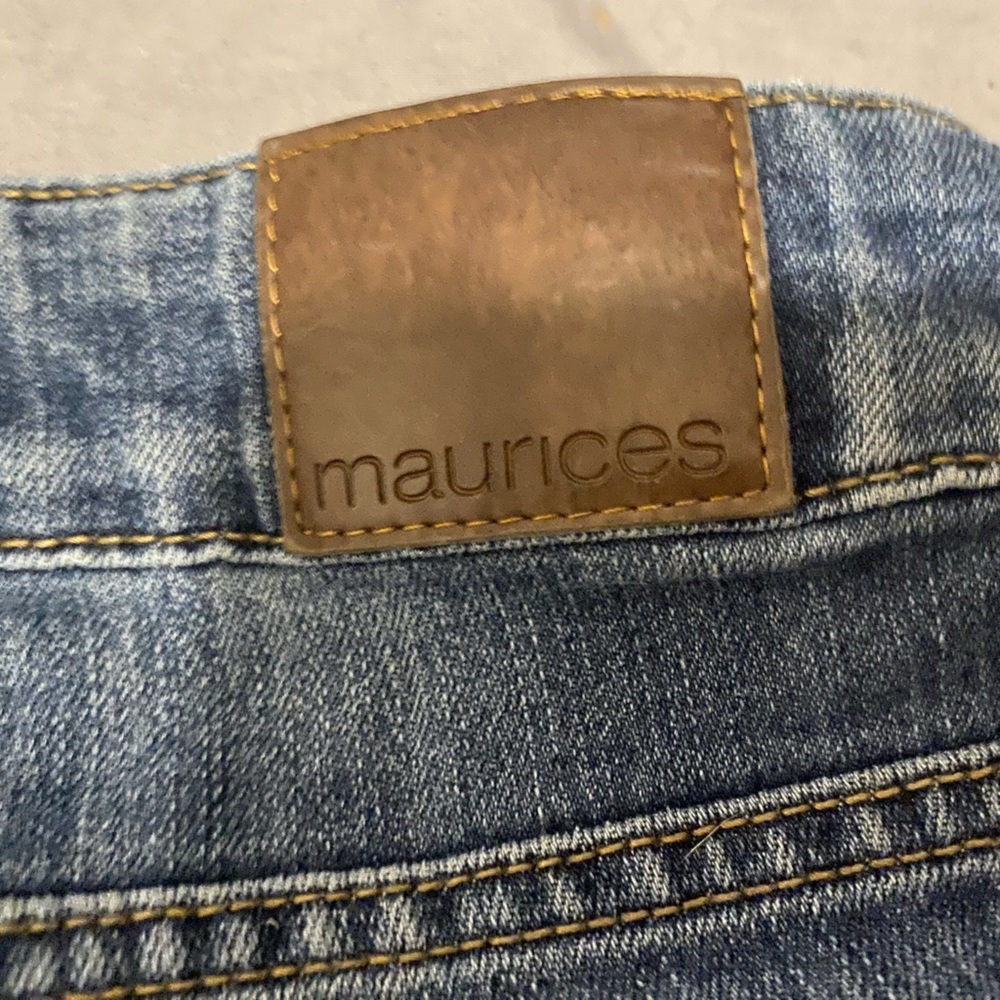 Maurice's boot cut blue jeans
